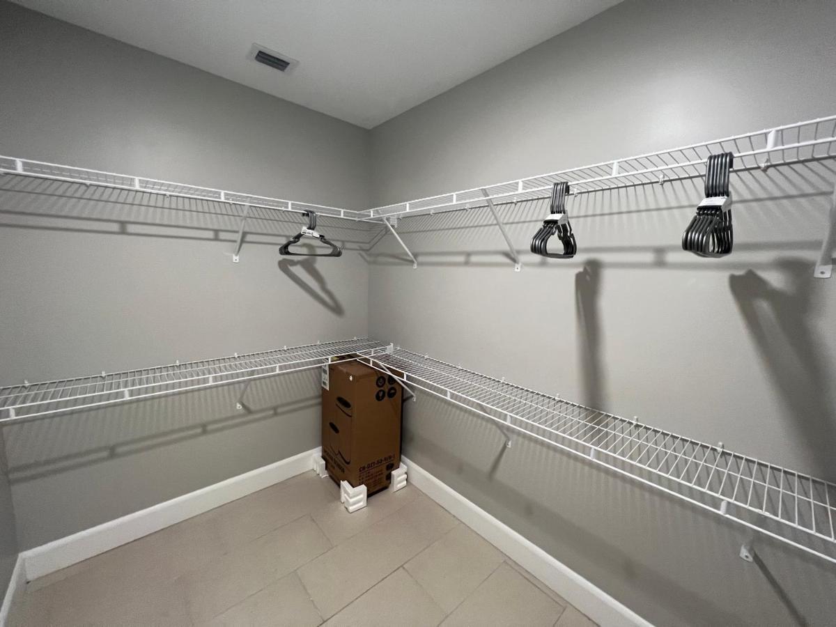 Upscale 2-Bedroom Condo Balcony And Pool View & Luxury Amenities In Miami-Doral, Mins To Miami Intl Exterior foto