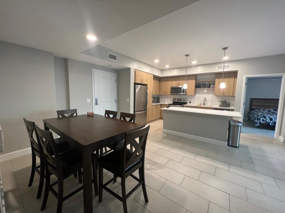 Upscale 2-Bedroom Condo Balcony And Pool View & Luxury Amenities In Miami-Doral, Mins To Miami Intl Exterior foto